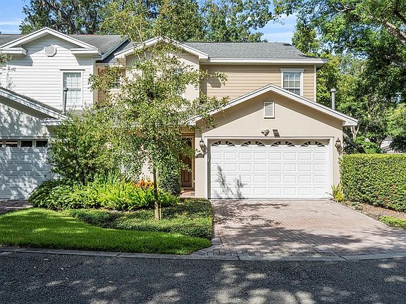 2nd image of 1223 COUNTRY CLUB OAKS CIRCLE