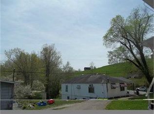 111 Water St, Spencer, WV 25276