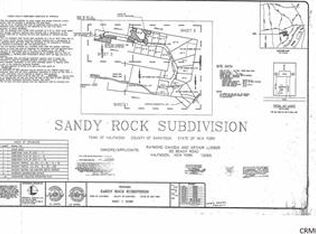 85 Beach Rd, Clifton Park, NY 12065