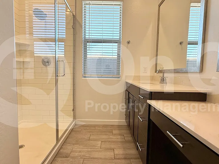 1659 W Paseo Way — Photo 2