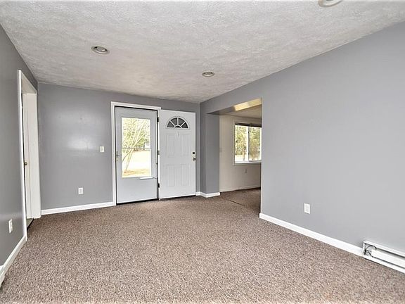 3rd image of 9929 E Idlewood Dr