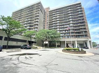 15038 Union Tpke APT 7N, Flushing, NY 11367