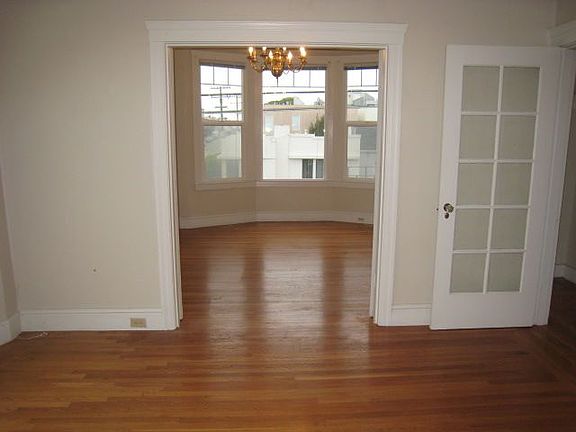 4th image of 2744 Balboa St APT 4