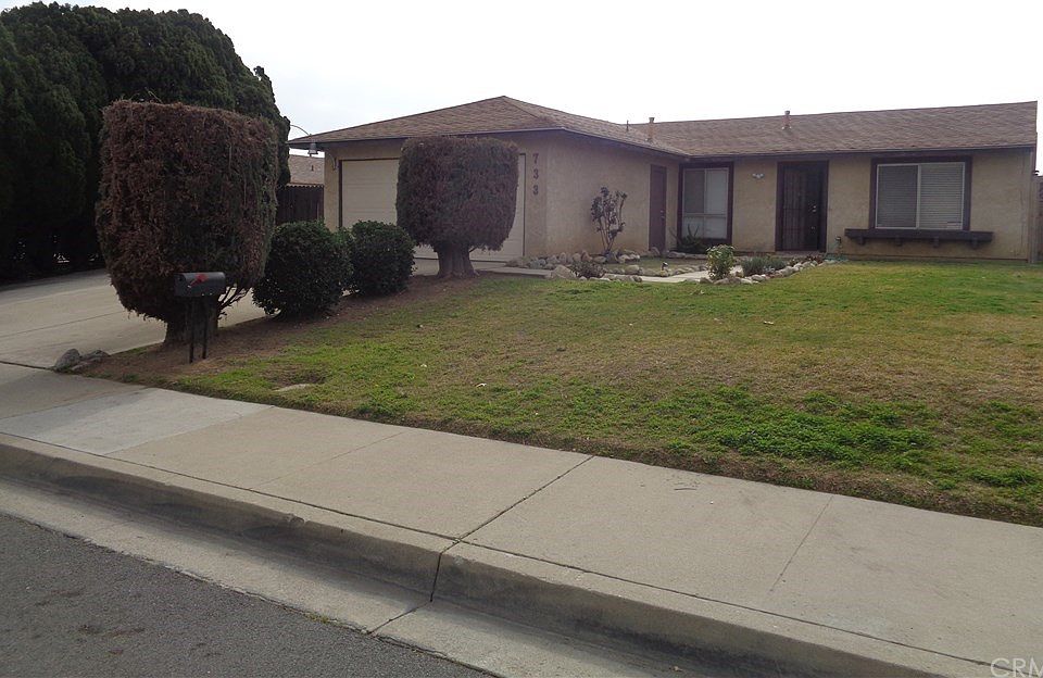 1st image of 733 Tropicana Ct