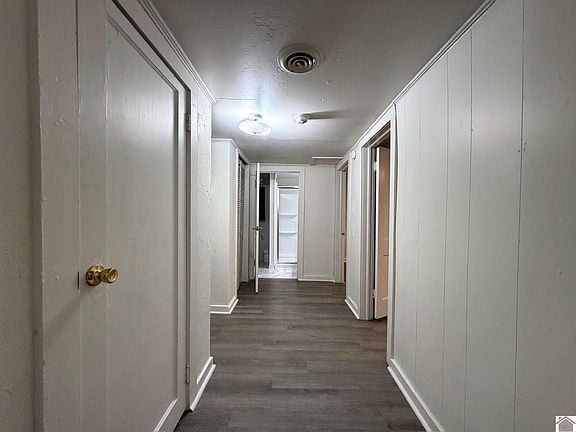 3rd image of 314 Irvan St