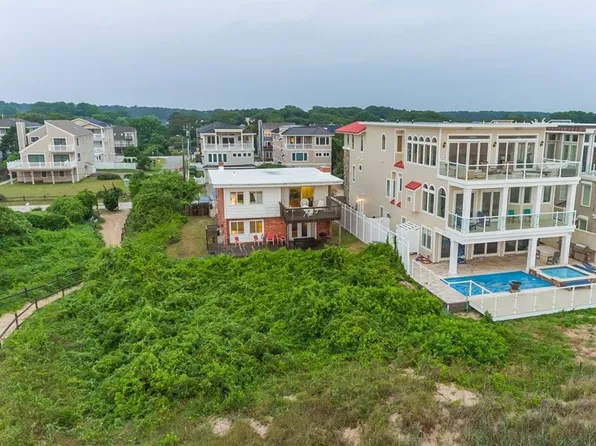 672 S Atlantic Ave, Virginia Beach, VA 23451