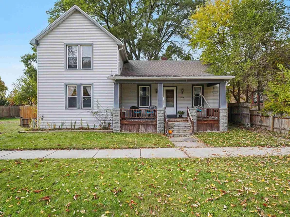 1204 S Warner St, Bay City, MI 48706