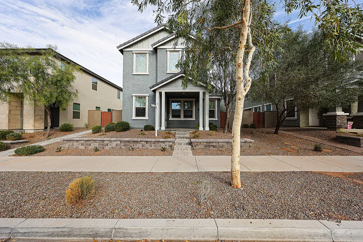 Building Photo - 2044 W Trotter Trl