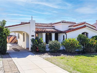 830 E Walnut Ave, Burbank, CA, 91501