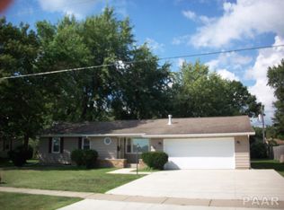 1525 W Cloverdale Rd, Chillicothe, IL 61523