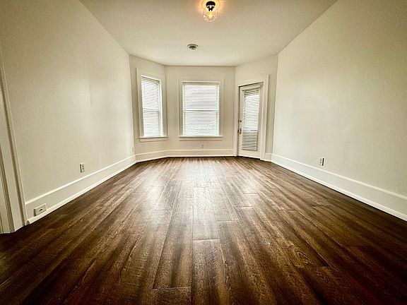 4th image of 8643 E Jefferson Ave #4B