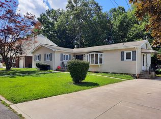 964 Carson St, Hazleton, PA 18201