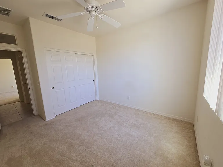 25546 W Saint James Ave — Photo 8