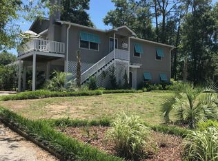 160 NW 12th St, Oak Island, NC 28465