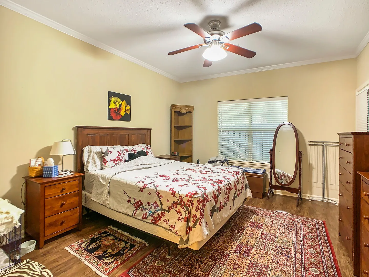 2 bed 2 bath condo - Great loacation! — Photo 2