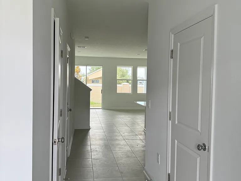 Sol Vista Dr — Photo 5