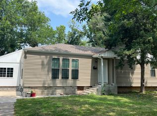 107 E Carlton St, Pittsburg, KS 66762