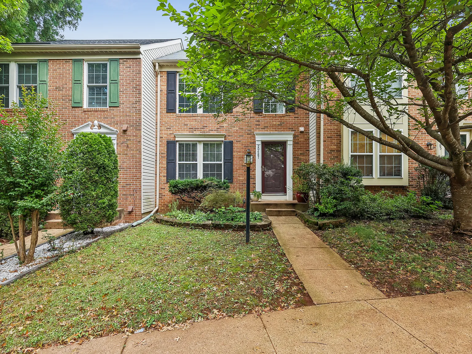 2 bed, 2.5 bath, 1720 sqft, $2,750 — Photo 1