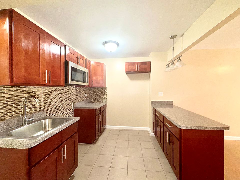 1st image of 89-13 169th St #1-38