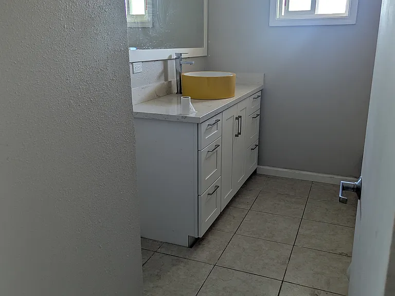 728 N Branciforte Ave — Photo 1