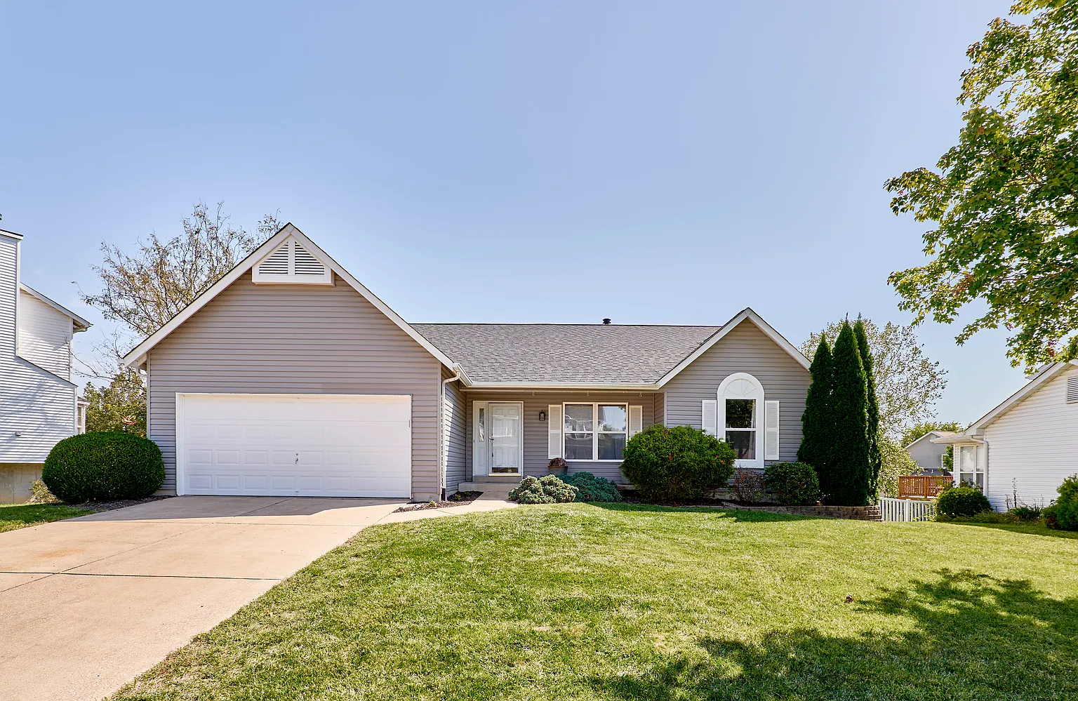 165 Berryville Pl photo 1