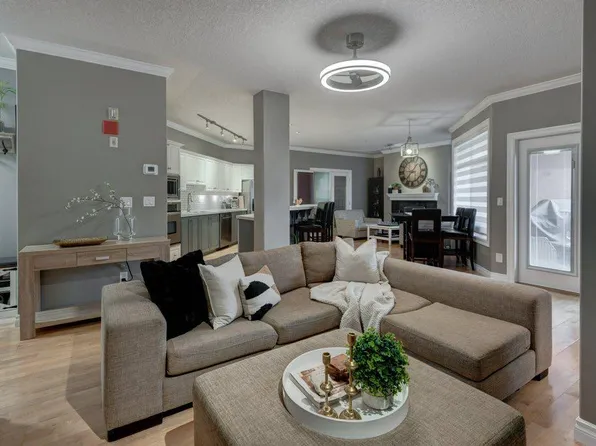 60 S 24th Ave SW #410, Calgary, AB T2S 3C9