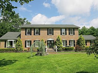 1 Molly Pitcher Ln, Freehold, NJ 07728