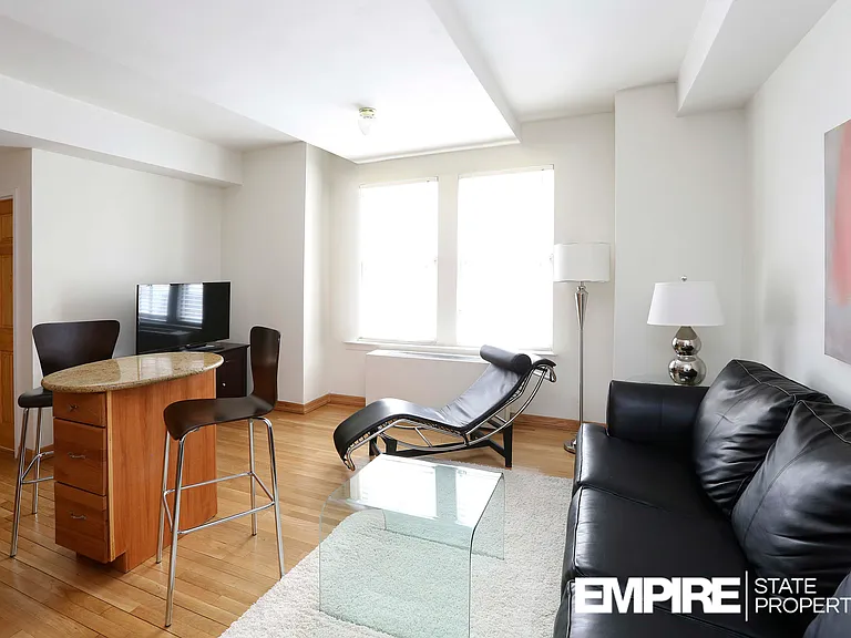 150 W 51st St #1530 — Photo 1