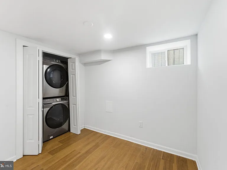 517 Lebaum St SE — Photo 43