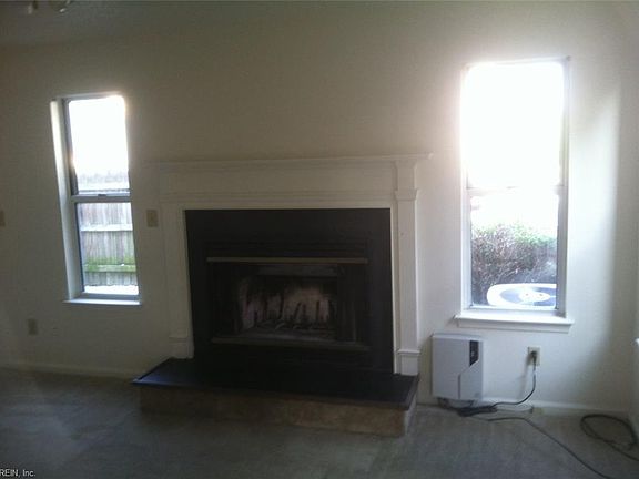 4th image of 712 Gemstone Ln