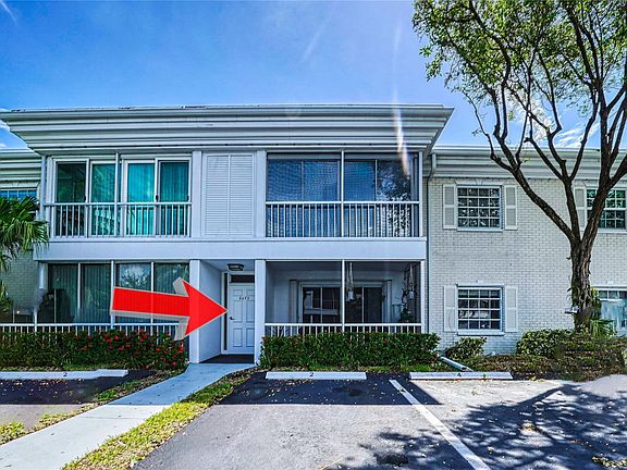 5th image of 6473 Bay Club Drive #2