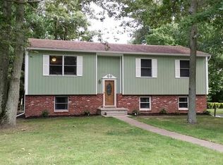 214 Holly Dr, Rio Grande, NJ 08242