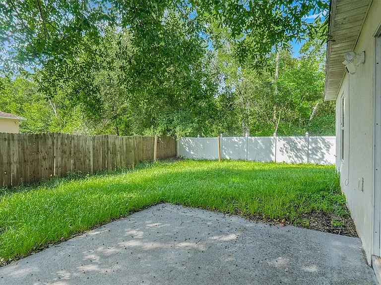 810 Valnera Ct — Photo 25