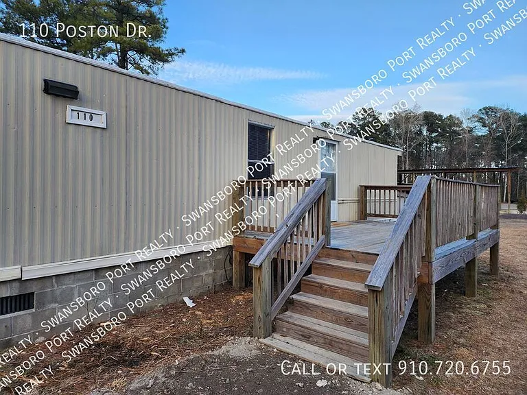110 Poston Dr — Photo 4