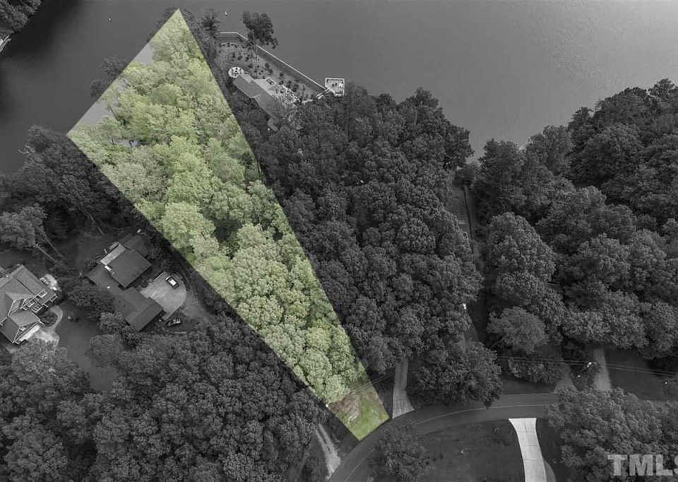 1st image of 741 Sagamore Dr