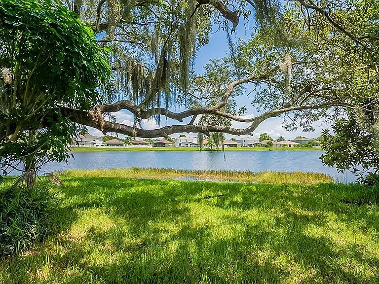 15147 Sugargrove Way — Photo 4