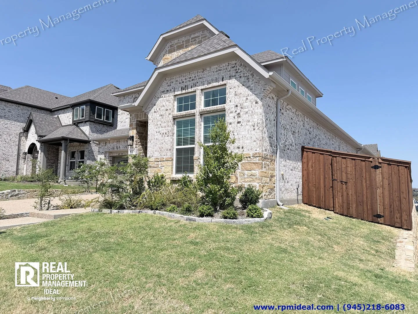 4 bed, 4.5 bath, 2745 sqft, $3,199 — Photo 2