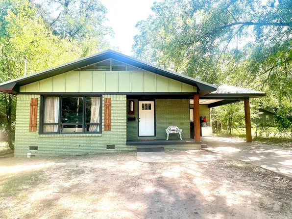 1607 Logan St, Arkadelphia, AR 71923