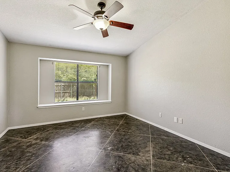 2101 Harbor Dr — Photo 20