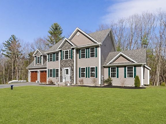 2nd image of 526 Hubbardston Rd