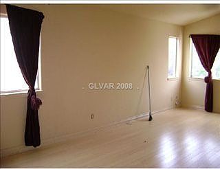 3rd image of 9217 Kentucky Oaks Dr
