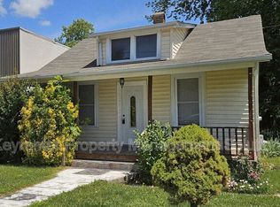 1429 W 12th St, Waynesboro, VA 22980