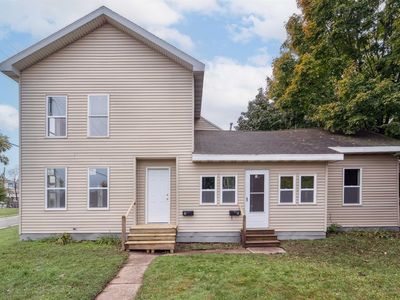 200 W Beacon Ave, New London, WI, 54961