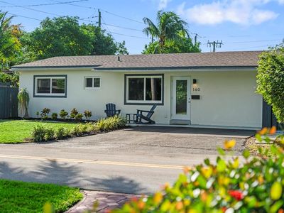 160 NE 42nd St, Oakland Park, FL, 33334