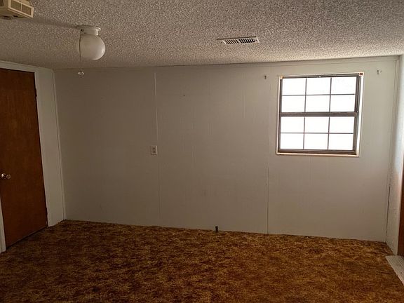 3rd image of 1605 E Hammett St