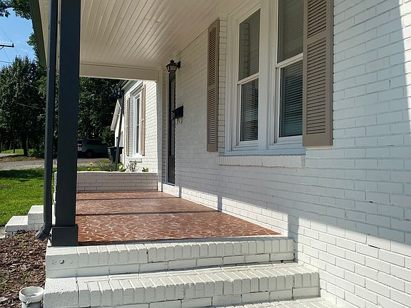 Steps from covered parking