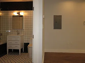 Rented by Rennit Inc.