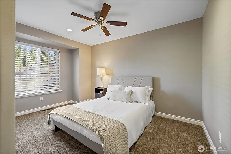 Thumbnail 16