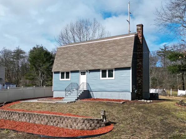 9 Emery Rd, Townsend, MA 01469