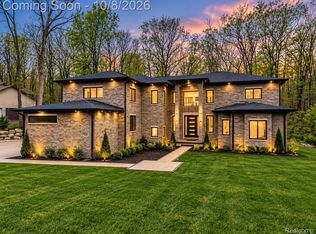 6675 College Park, Clarkston, MI 48346